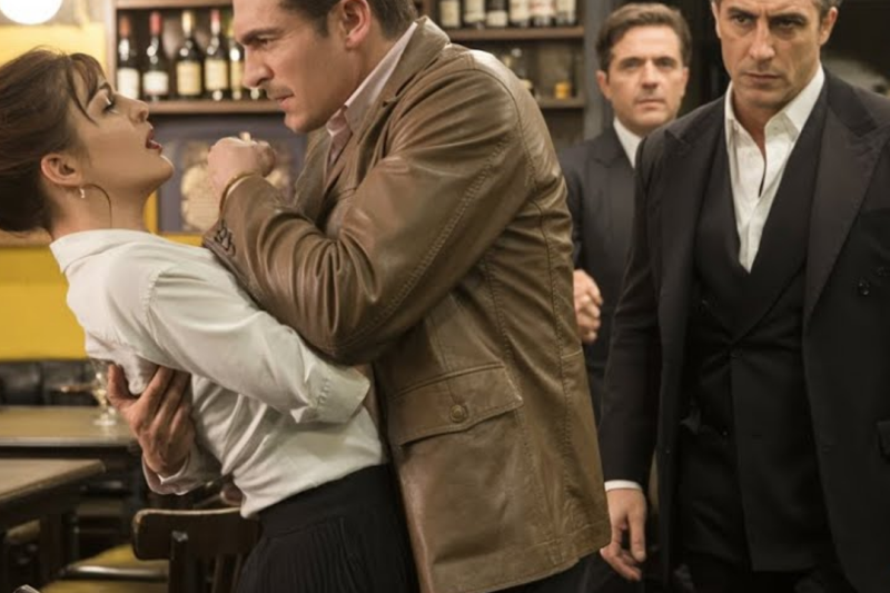 Un uomo le tirò i capelli al bar… Il Capo della Mafia bloccò l’uscita: “Lezioni di buone maniere.”